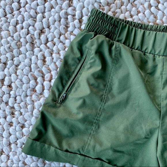 Old Navy Shorts - Picture 2 of 4